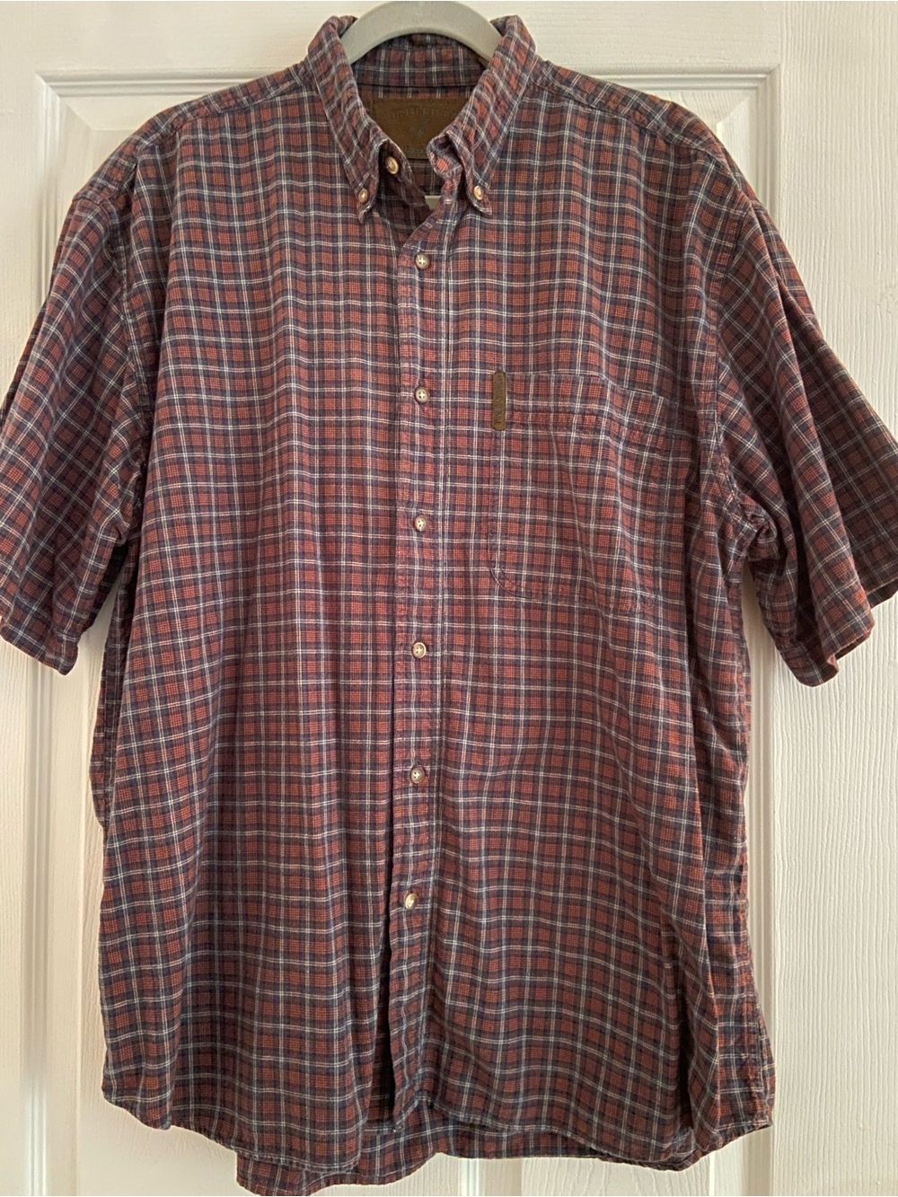 Men's Short-Sleeve Plaid Button-Down Shirt - Red/Gray